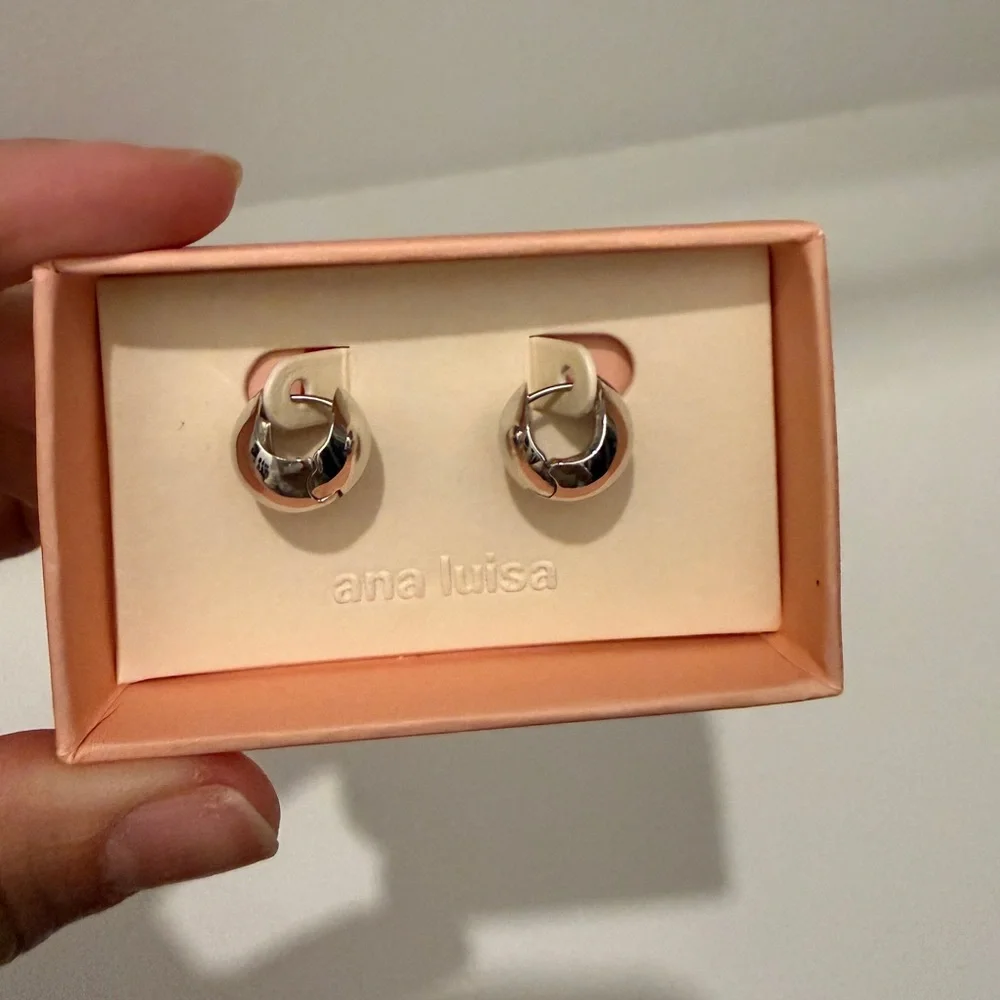 Ana Luisa Mini Abby Silver Hoop Earrings - Picture 4 of 5